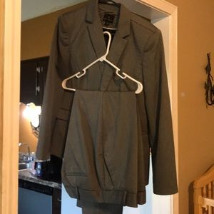 Worthington suit